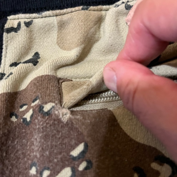 10 Deep shorts EUC MEDIUM - Picture 2 of 3